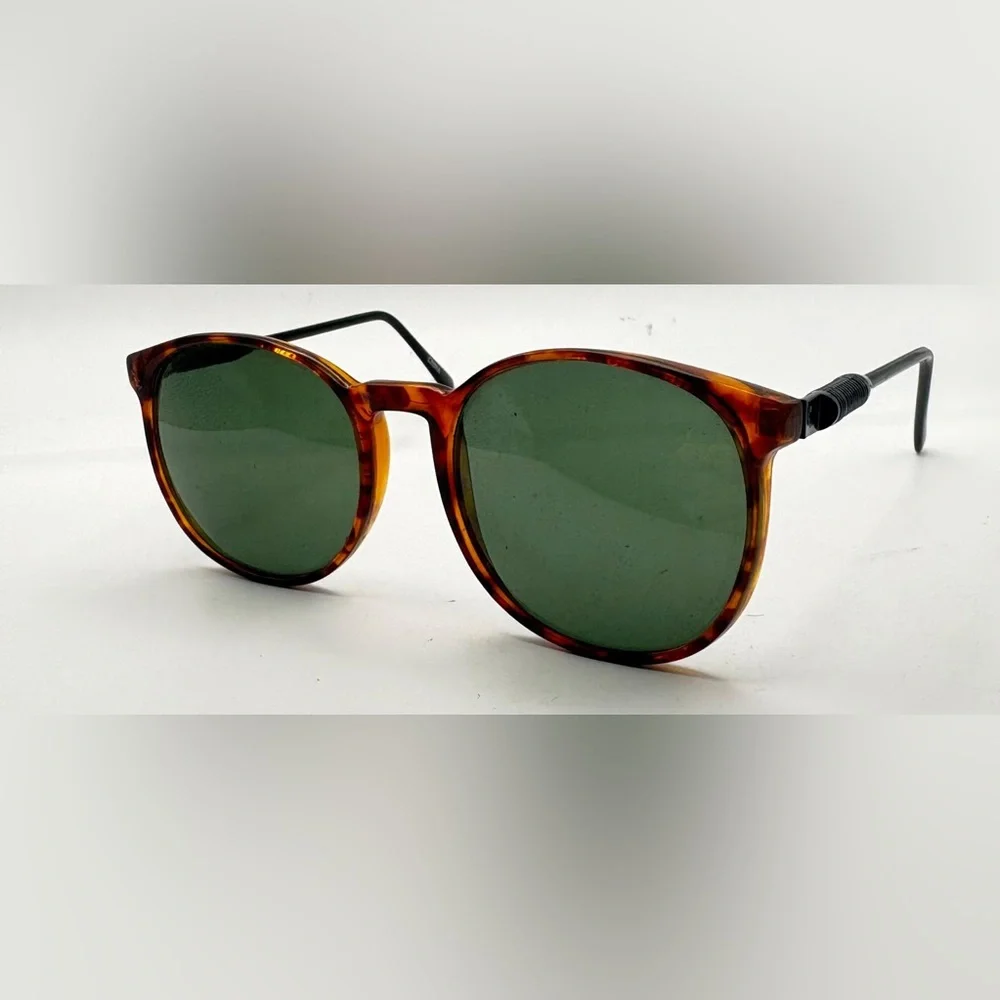 Tortoise Oval Sunglasses Frames Only - Picture 2 of 8